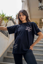 Load image into Gallery viewer, Ray and Shell Print Tee