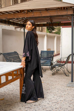 Load image into Gallery viewer, Bougainvillea Print Kimono