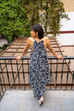 Load image into Gallery viewer, Handkerchief Print Dress